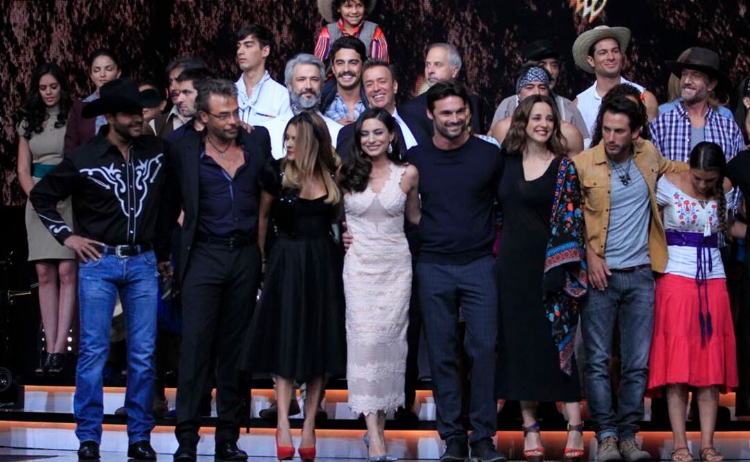 El romance entre Iván Sánchez y Ana Brenda Contreras se suma a una no pequeña lista de parejas que se conocieron en el set de grabación. FOTO: Archivo/EL UNIVERSAL.