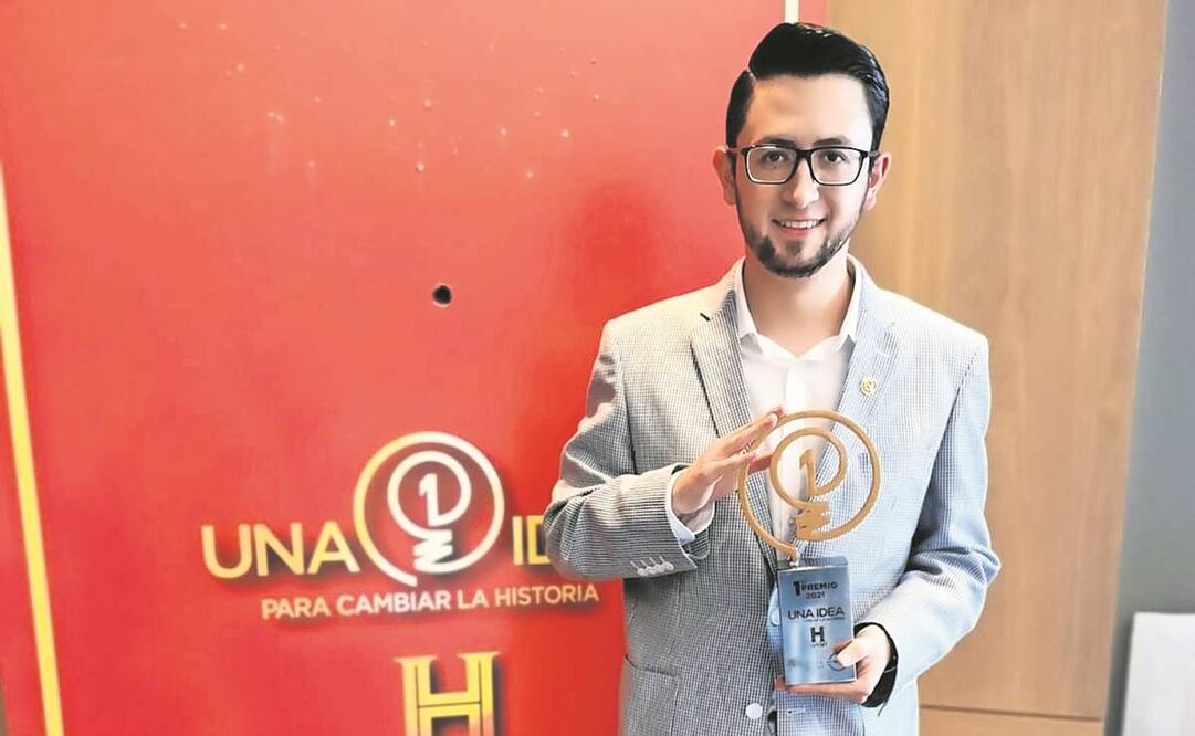 Arián Marín, quien estudia un doctorado en ciencias biológicas, ganó el primer lugar gracias a su idea Bioimpresión 3D de córneas. Foto: Elizabeth Escobar/EL UNIVERSAL y HISTORY CHANNEL