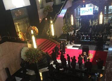 Preparan vestíbulo de Bellas Artes para homenaje a Juan Gabriel