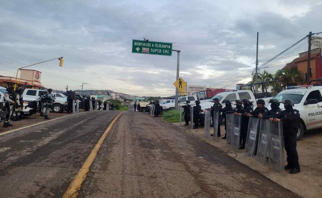 El sábado, integrantes de la autodefensas denunciaron que la Familia Michoacana atacó comunidades de Teloloapan y provocó el desplazamiento de 50 familias. Foto: Especial