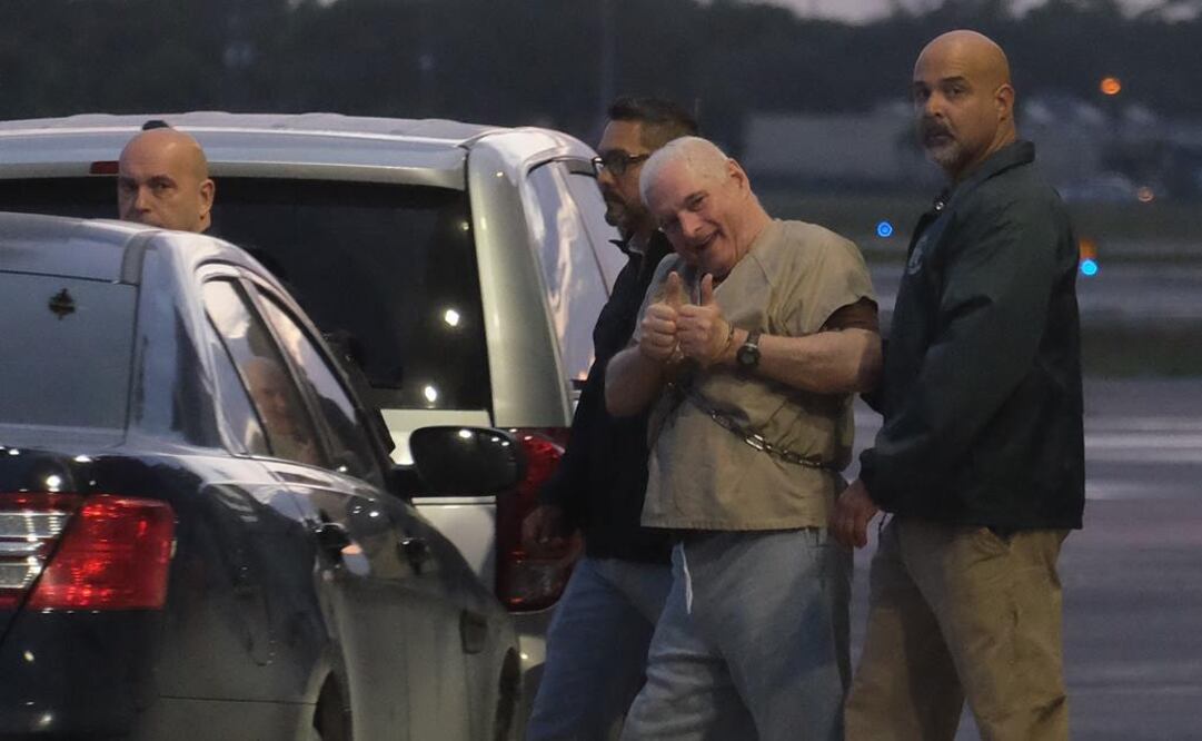 RICARDO MARTINELLI. El aparato aterrizó en el aeropuerto internacional de Tocumen, el principal de Panamá. Foto: AFP