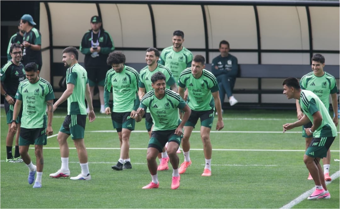 FOTO: CARLOS MEJÍA/ EL UNIVERSAL - La Selección Mexicana entrena bajo la lluvia antes de enfrentar a Corea del Sur
