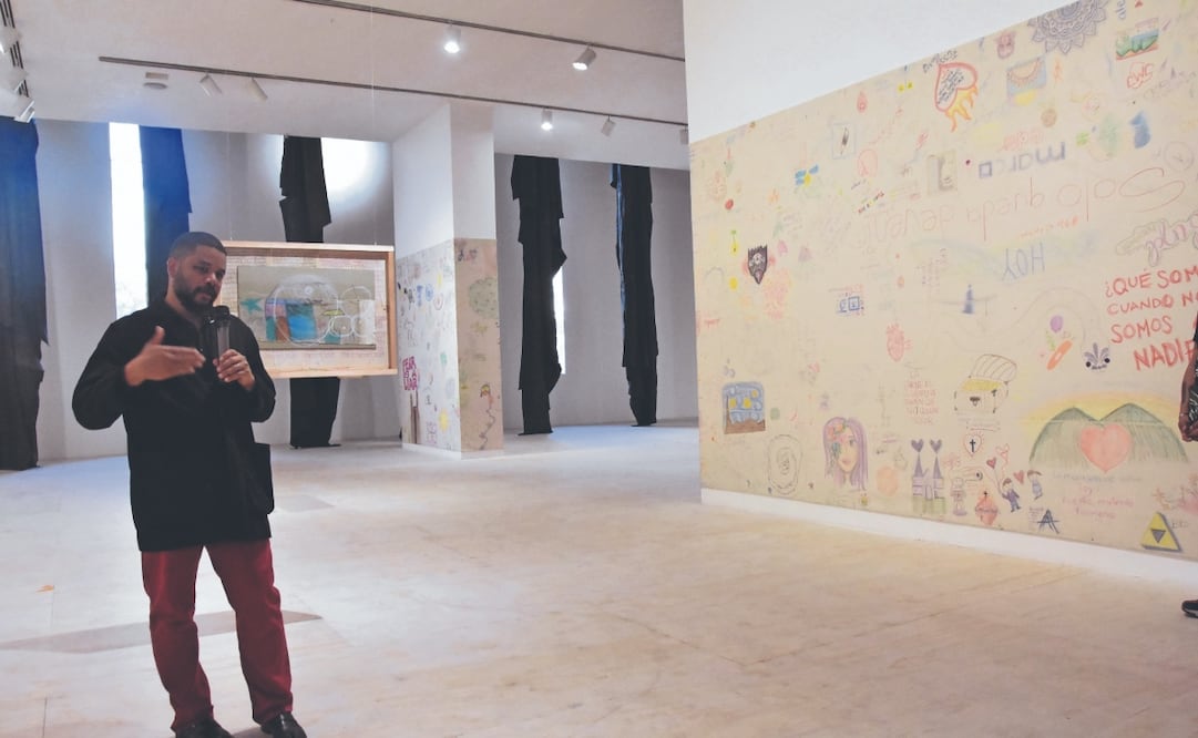 El creador colombiano Óscar Murillo inaugura hoy en el Marco Espíritus en el pantano, su primera muestra en un museo mexicano. Fotos: EMILIO VÁZQUEZ. EL UNIVERSAL