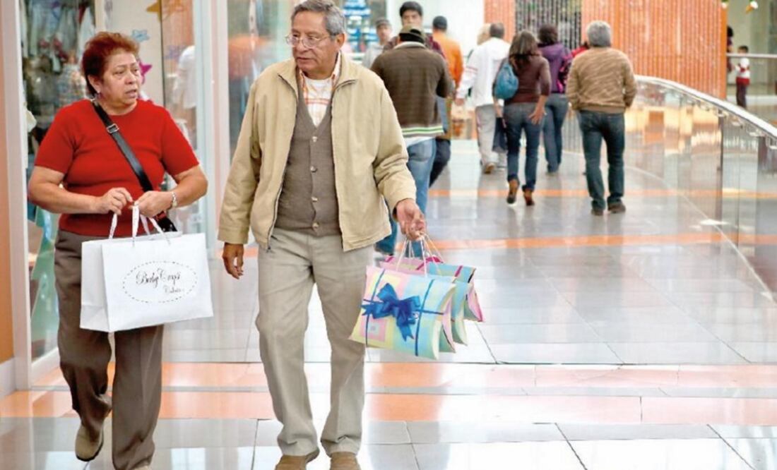 Los consumidores no están exentos de recibir un mal servicio o que no les respeten una promoción; si no recibes kilos de a kilo o litros de a litro, también podrás pedir ayuda ante la Profeco. Foto: Especial