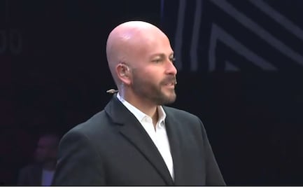 El Warrior se rapa para ser presidente de Calvos FC en La People’s League