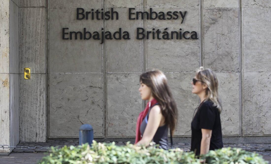 Argentina convocó al embajador del Reino Unido para exigirle explicaciones ante el silencio del gobierno británico frente a revelaciones de Edward Snowden, a través de " The Intercept ", sobre acciones de ciberespionaje