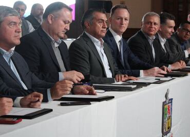 Gobierno, sindicatos y empresas firman acuerdo para evitar huelgas en NL