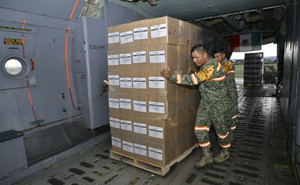 Ayuda humanitaria enviada desde México para Colombia, tras el sismo magnitud 7.4 ocurrido el pasado 10 de agosto. Foto: cortesía Secretaría de Relaciones Exteriores y Secretaría de la Defensa Nacional