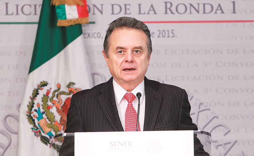 Llama secretario indios a indígenas