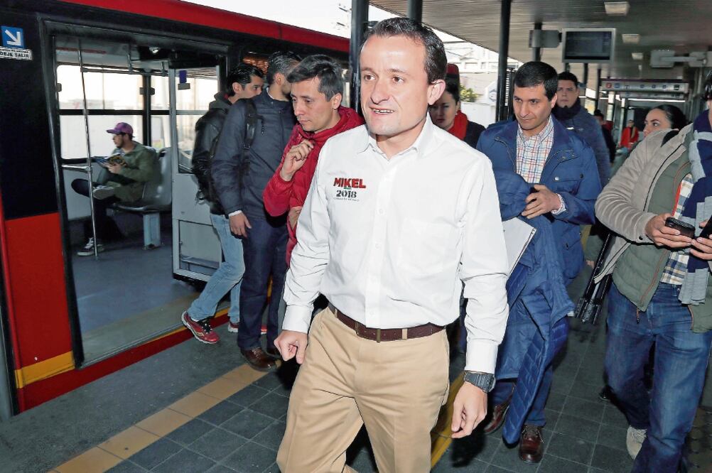 El precandidato a la jefatura de Gobierno reveló que tres integrantes de su equipo fueron asaltados en el Metrobús (AGUSTÍN SALINAS. EL UNIVERSAL)