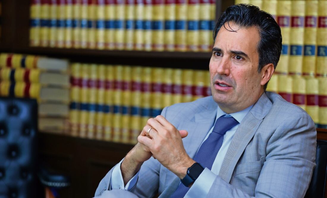 Roberto Garzón, presidente del Colegio de Notarios, dijo que la campaña Mes del Testamento ha permitido incrementar 20% el número de personas que realizan dicho documento. Foto: Fernanda Rojas / EL UNIVERSAL