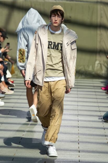 Looks básicos de primavera para hombres