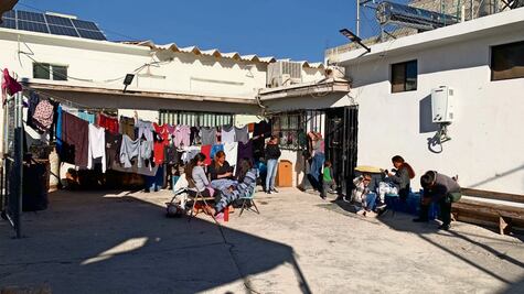 Temen brotes de varicela en albergues de migrantes