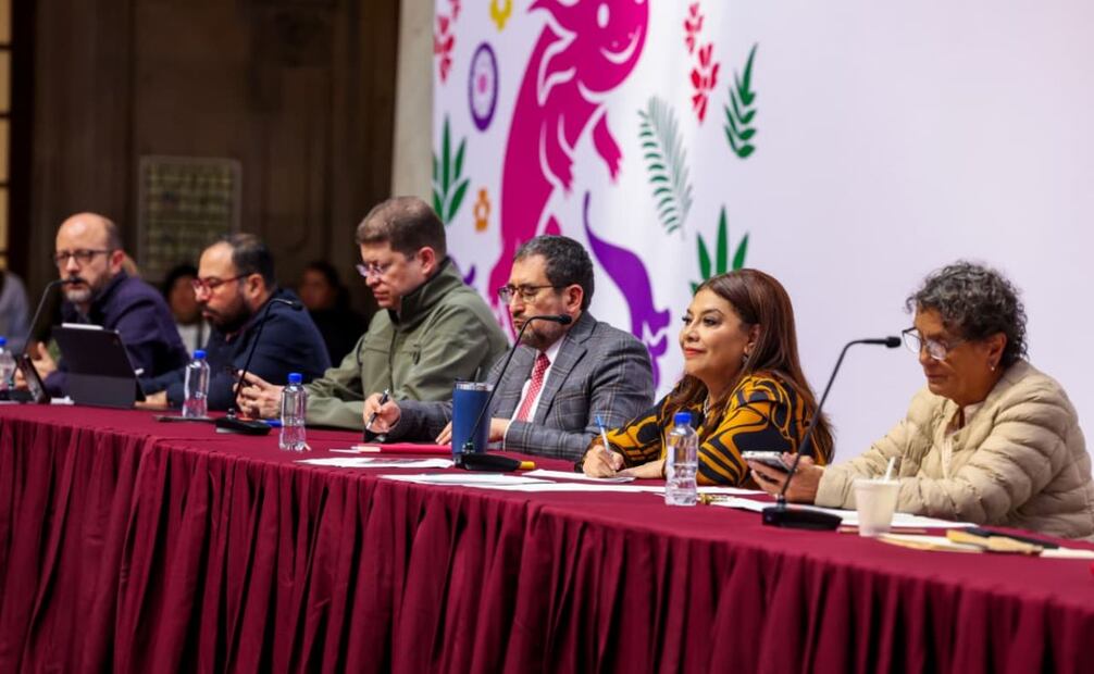 Anució cartelera de “40 años de Memoria de un terremoto (1985-2017-2025), del 19 de Septiembre Cuando el Pueblo Salvó al Pueblo”.
Foto: Laura Arana (29/08/25)