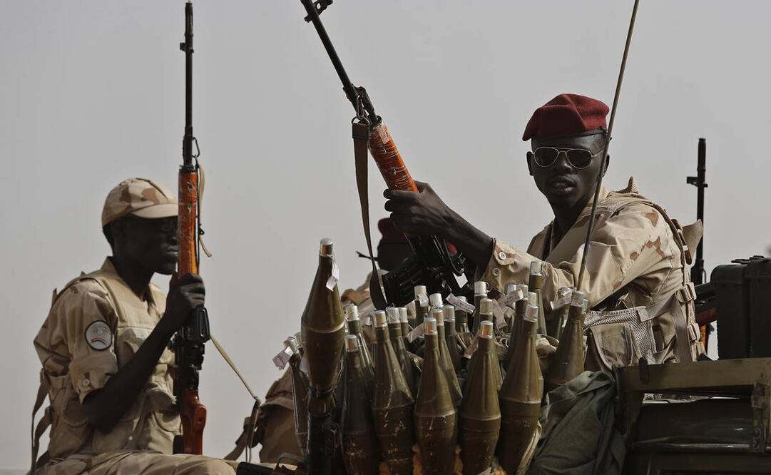 Soldados sudaneses de las Fuerzas de Apoyo Rápido, lideradas por el general Mohammed Hamdan Dagalo. Foto: AP