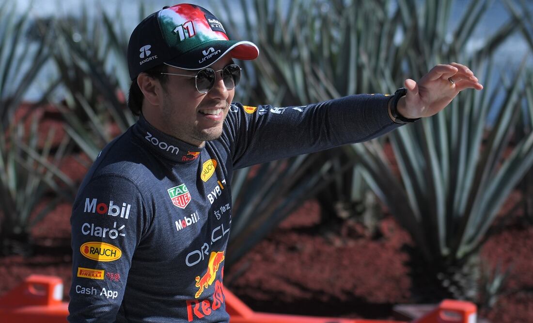 Sergio Pérez en el showrun llevado a cabo en Guadalajara / Foto: Imago7