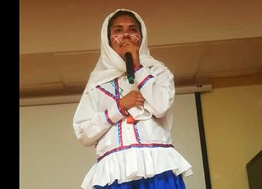 Rapera Zara Monrroy ofrece recital en lengua seri