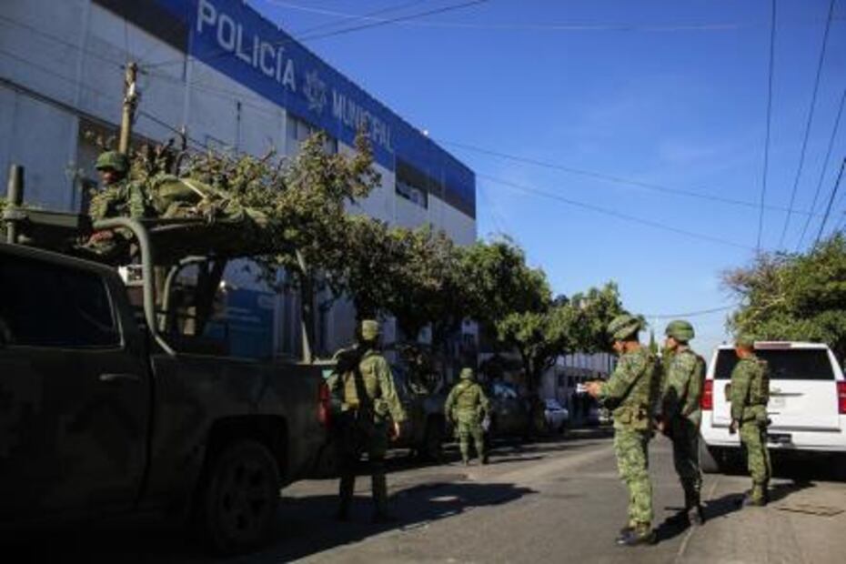Intervienen fuerzas federales y estatales a Policía de Tlaquepaque