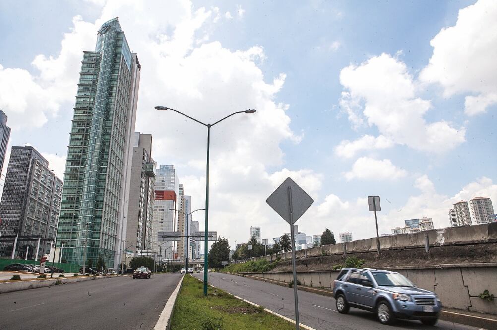 La reforma a la fracción XXIX-C del artículo 73, busca facultar al Congreso de la Unión para expedir leyes en materia de ordenamiento territorial y desarrollo urbano. Foto: Cristopher Rogel/ EL UNIVERSAL