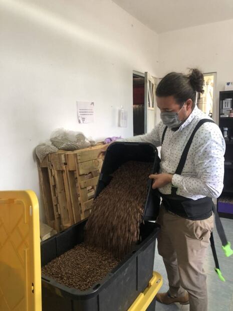 Adelitas, historia de mujeres entre hilos y café