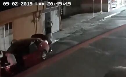 Captan a joven que enfrenta a 5 ladrones de autopartes armados en Toluca