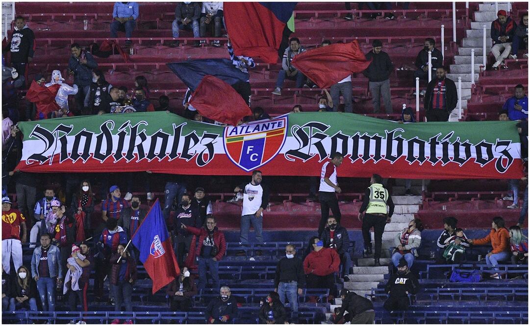 Atlante expulsó a todos los líderes de sus porras / FOTO: IMAGO7