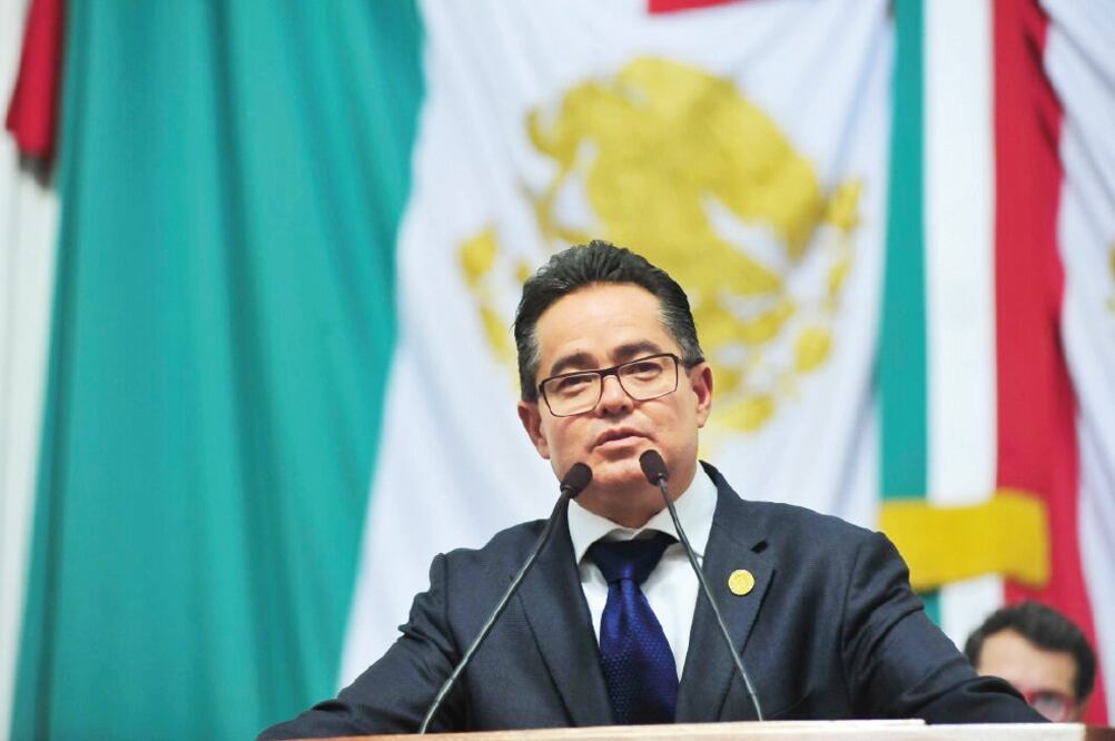 El presidente de la Comisión de Gobierno de la Asamblea Legislativa, Leonel Luna Estrada (FOTO: ARCHIVO EL UNIVERSAL)