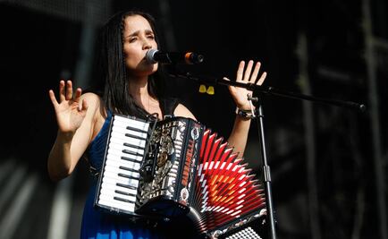 Julieta Venegas ofrece concierto acústico