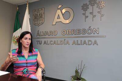 "Hoy me ausentaré de mi encargo, sin goce de sueldo", anuncia Lía Limón; asistirá a foro de Xóchitl Gálvez
