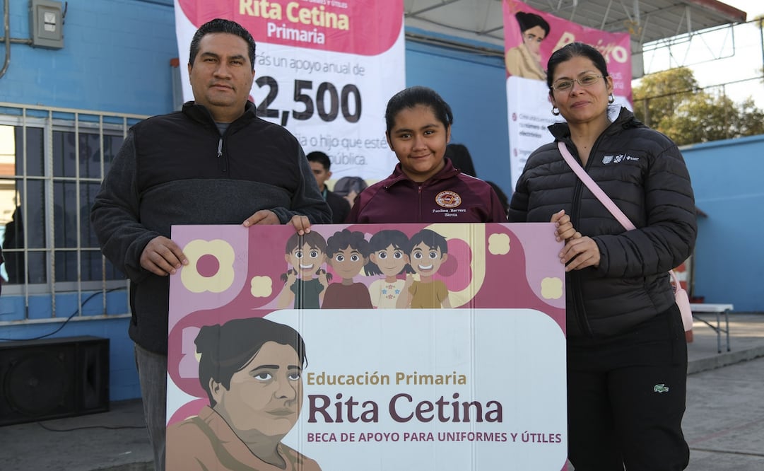 Conoce a partir de qué fecha comenzará la entrega de tarjetas del Bienestar a los beneficiarios de la Beca Rita Cetina para nivel primaria. Foto: Programas para el Bienestar