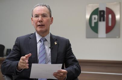 Mario Marín sigue siendo priista, informa el partido