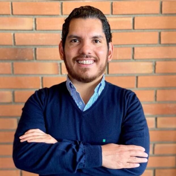 ¿Cómo Facebook, Apple y Tesla se volvieron actores importantes en la guerra?