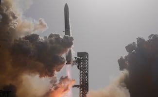 SpaceX lanzará sus primeros satélites de IA con tecnología de Nvidia en 2027; pretende llevar centros de computación al espacio