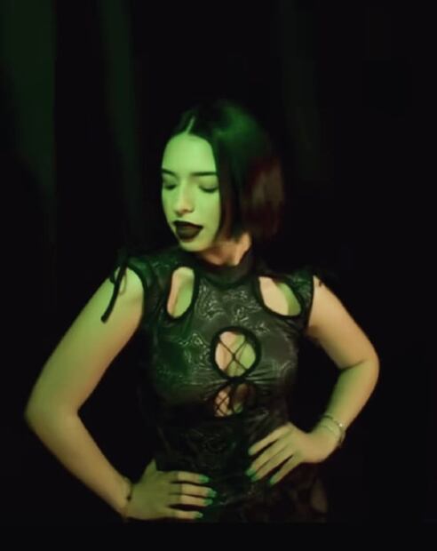 Ángela Aguilar modela la lencería de Rihanna y enciende Instagram