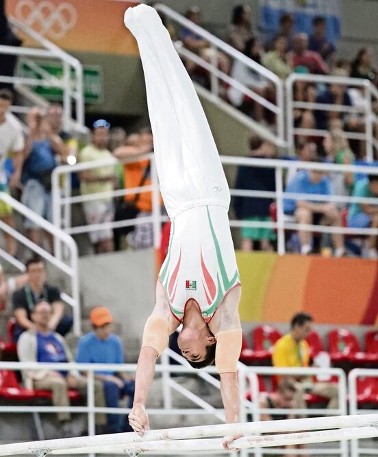 Lo que consuela al gimnasta es que terminó la prueba en caballo (IVÁN STEPHENS. EL UNIVERSAL)