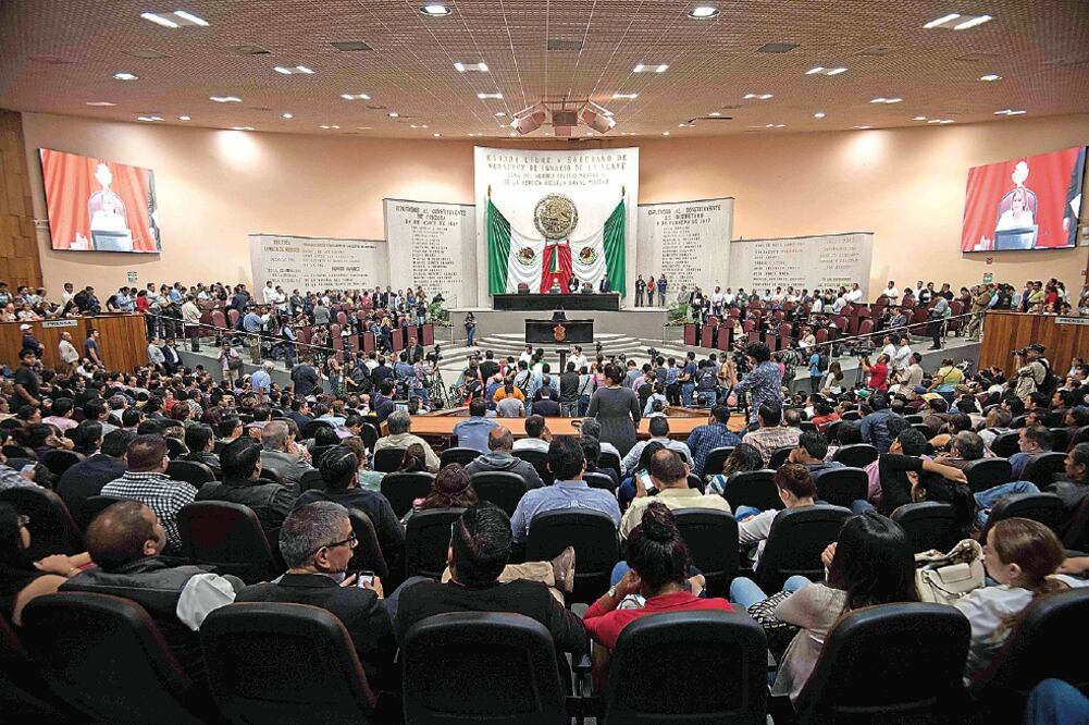 Los fideicomisos aprobados por el Congreso Local tienen el objetivo de saldar deudas de 19 dependencias del Ejecutivo del estado (KARLO REYES. EL UNIVERSAL)