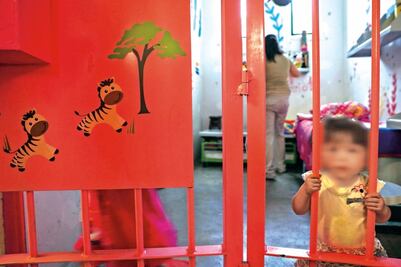Infancia en prisión; su delito, ser hijos de reclusas