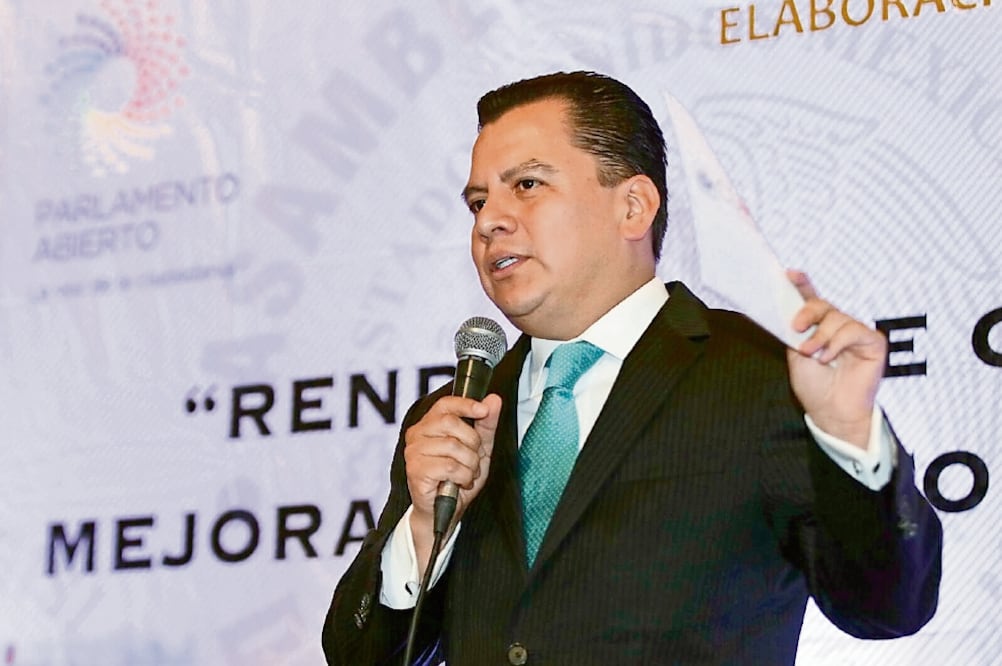 De acuerdo con el consejero Jurídico de la capital, llevar a uno o dos años de juicio implicaría un gasto superior a mil 500 millones de pesos. (HÉCTOR ALFARO. OBTURADORMX)