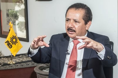 PRD saluda encuesta que posiciona a MAM frente a Anaya