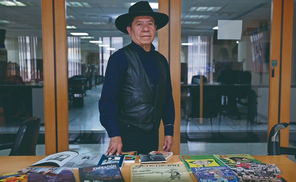 Francisco Oyarzábal, editor de la revista, explica que buscan darle espacio a escritores y pensadores jóvenes para publicar. Foto: Juan Boites/ EL UNIVERSAL