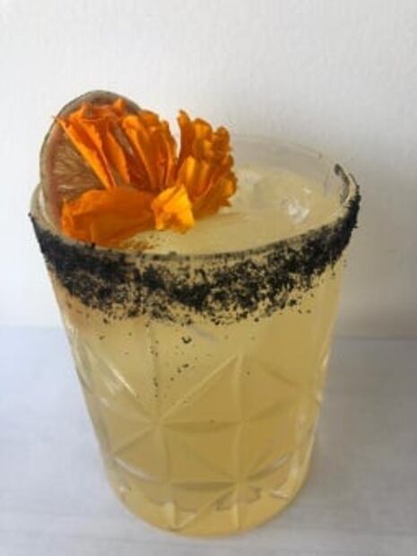 Cocteles con tequila para Día de Muertos