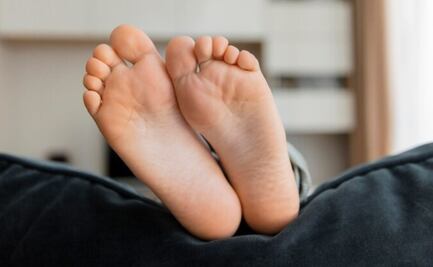 El impensado condimento que ayuda a tener una piel suave en los pies