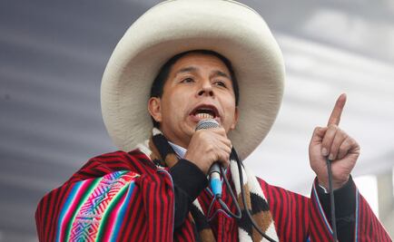 Perú defiende ayuda de AMLO tras intento de destitución del presidente Pedro Castillo: "es colaboración mutua"