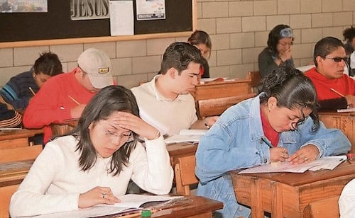 “Evaluación dejaba 198 toneladas de basura”; UNAM estimó examen en línea para reducir impacto ambiental