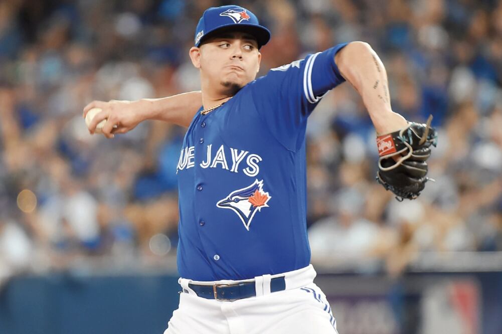 Roberto Osuna tuvo un gran desempeño en dos innings (JON BLACKER. AP)