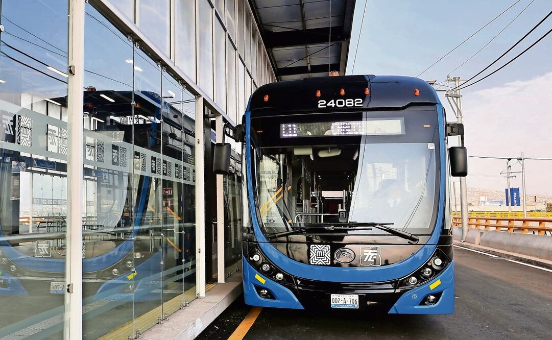 Las unidades eléctricas realizan pruebas operativas para dar servicio a los usuarios la próxima semana. Foto: Berenice Fregoso / EL UNIVERSAL