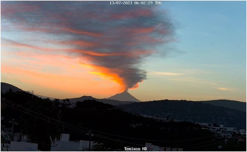 Amanecer en el Popocatépetl