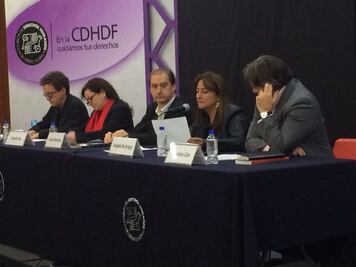 PGR busca construir nueva versión del caso Iguala: GIEI