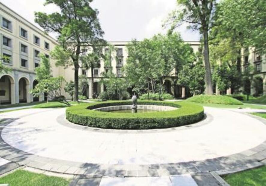 El Foco. Bartlett se defiende: ”Juntos Haremos... mucha prehistoria”