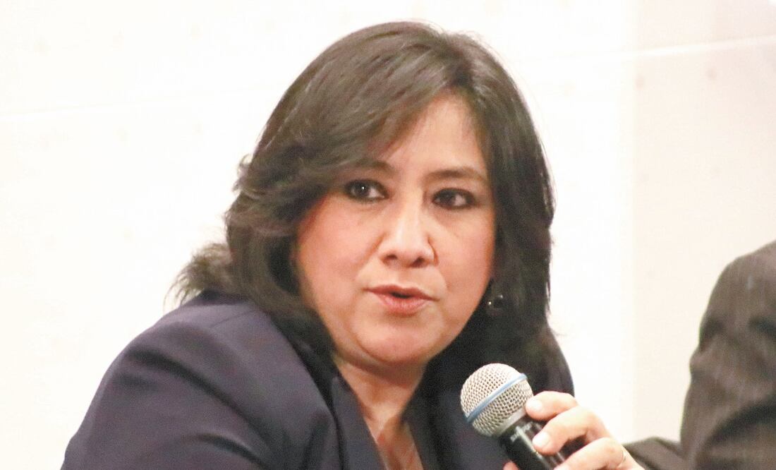 La titular de la SFP, Irma Eréndira Sandoval, dijo que las investigaciones contra farmacéuticas han derivado en sanciones e inhabilitaciones. Foto: FERNANDA ROJAS. EL UNIVERSAL